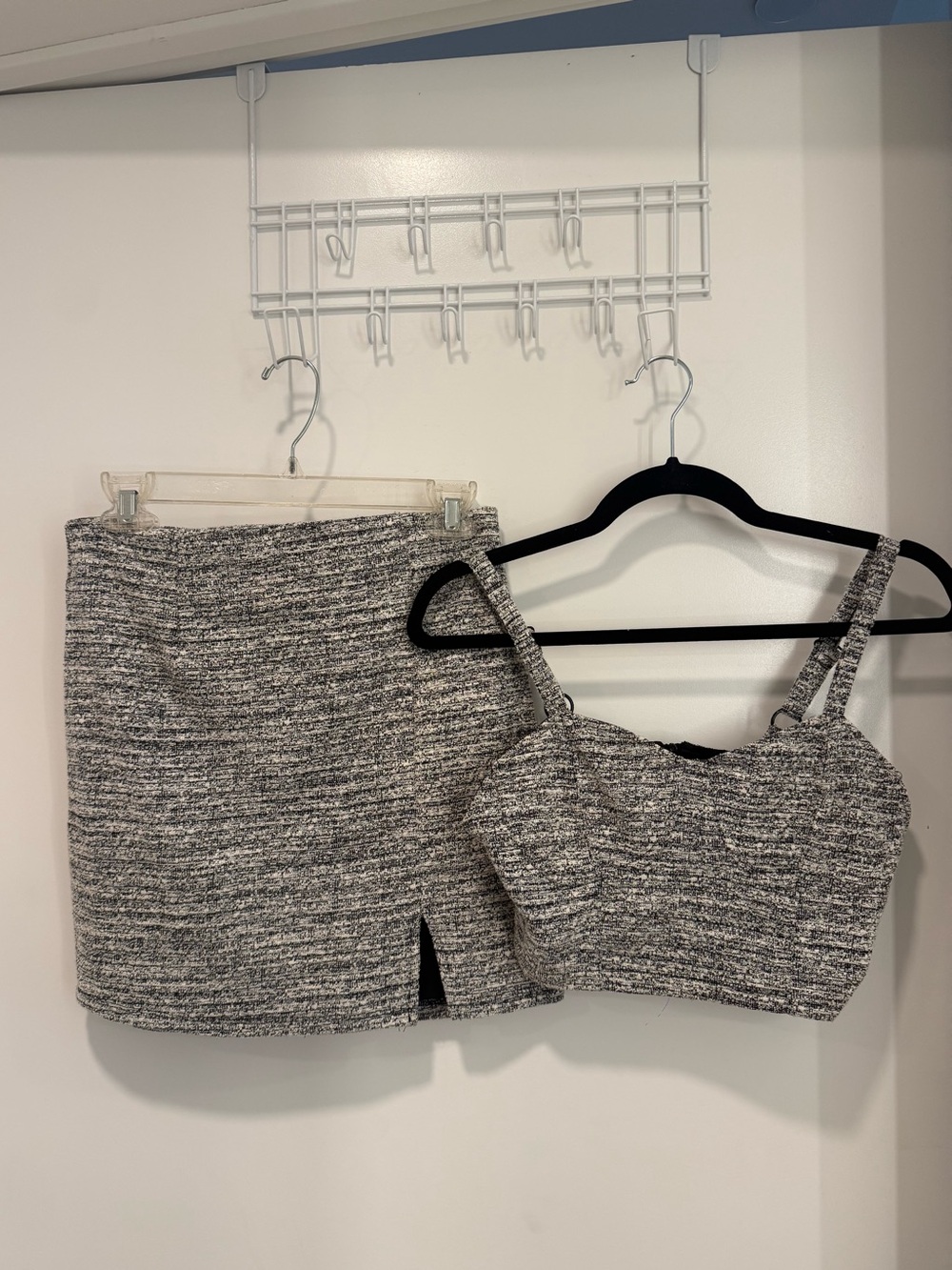 Gray Tweed Mini Skirt - Sleek Textured Women's Skirt